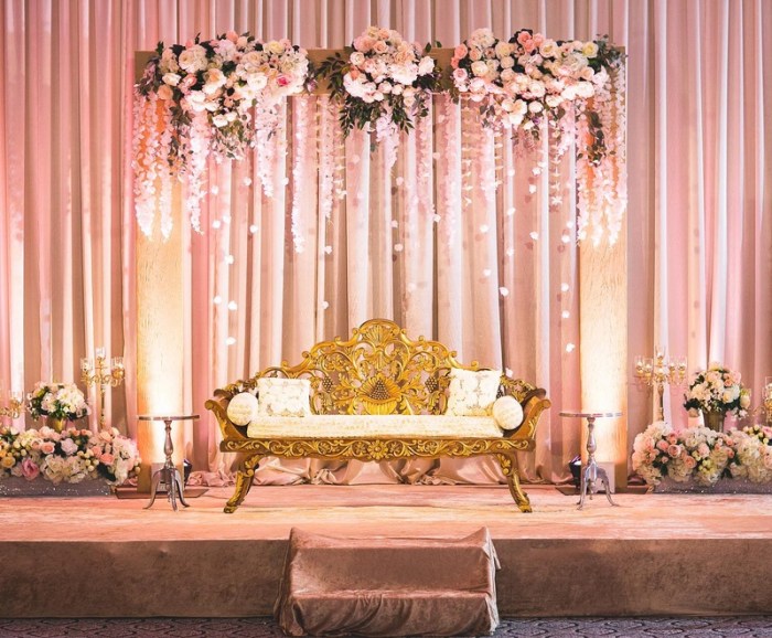 Reception mandap minimalis rumah fabric cortinas ebm marvelous delightful maharaniweddings receptions macam banyak paling artistryc cari backdrops mewah seserahan dipali