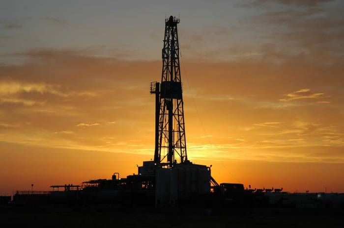 Oil rig accident attorney